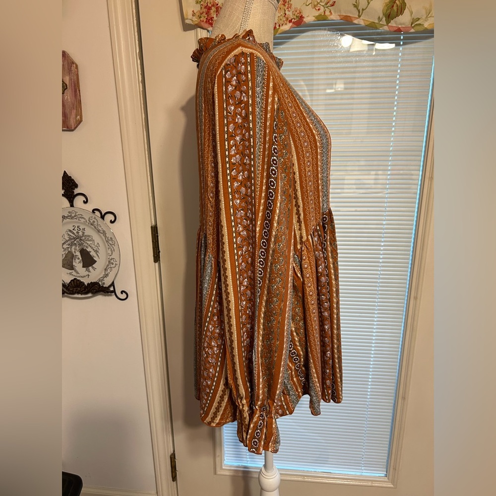Blouse #5034 - Picture 2 of 5